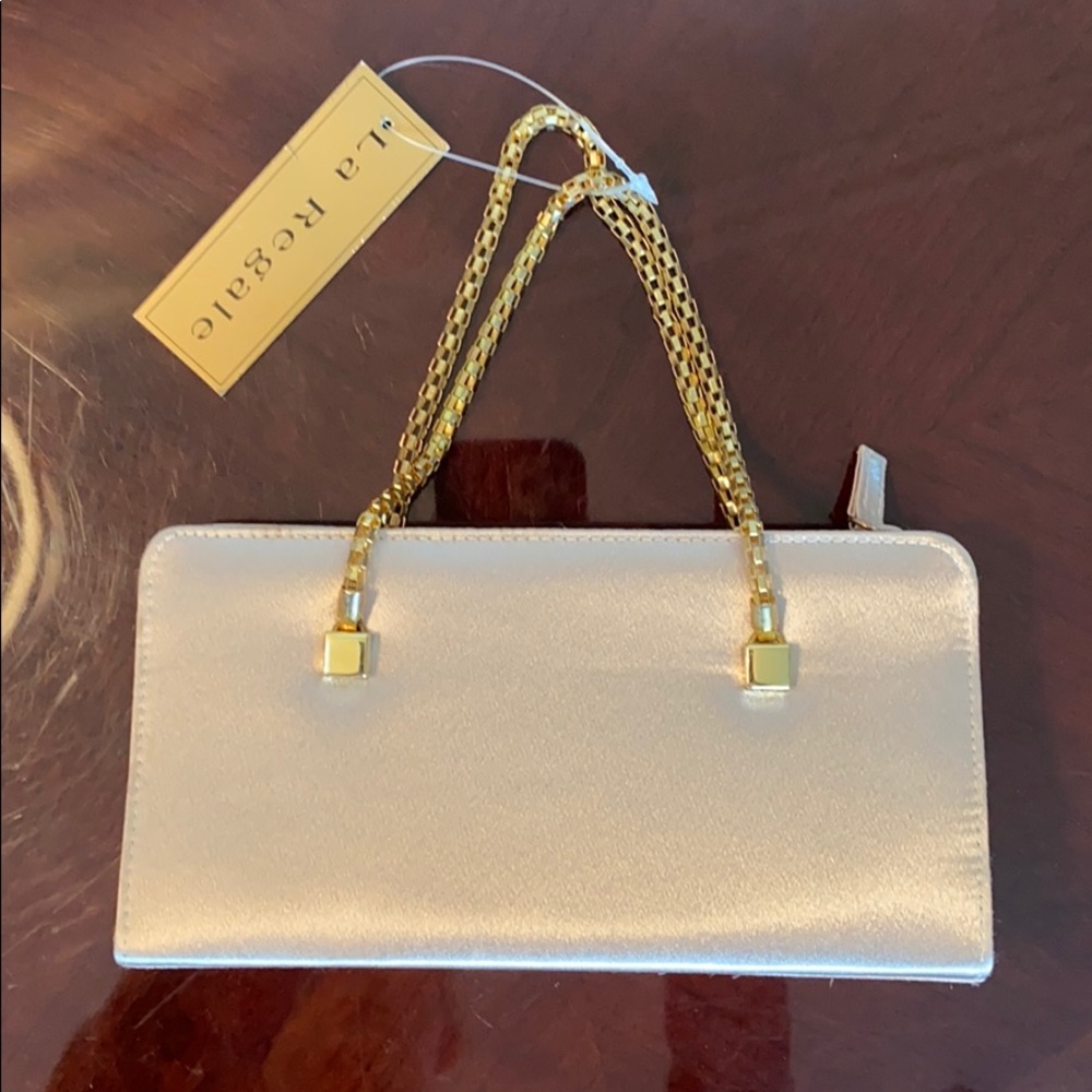 Satin evening bag in rose gold / champagne